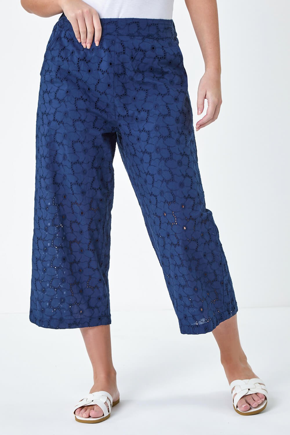 Navy  Petite Cotton Broderie Culotte Trousers, Image 4 of 5
