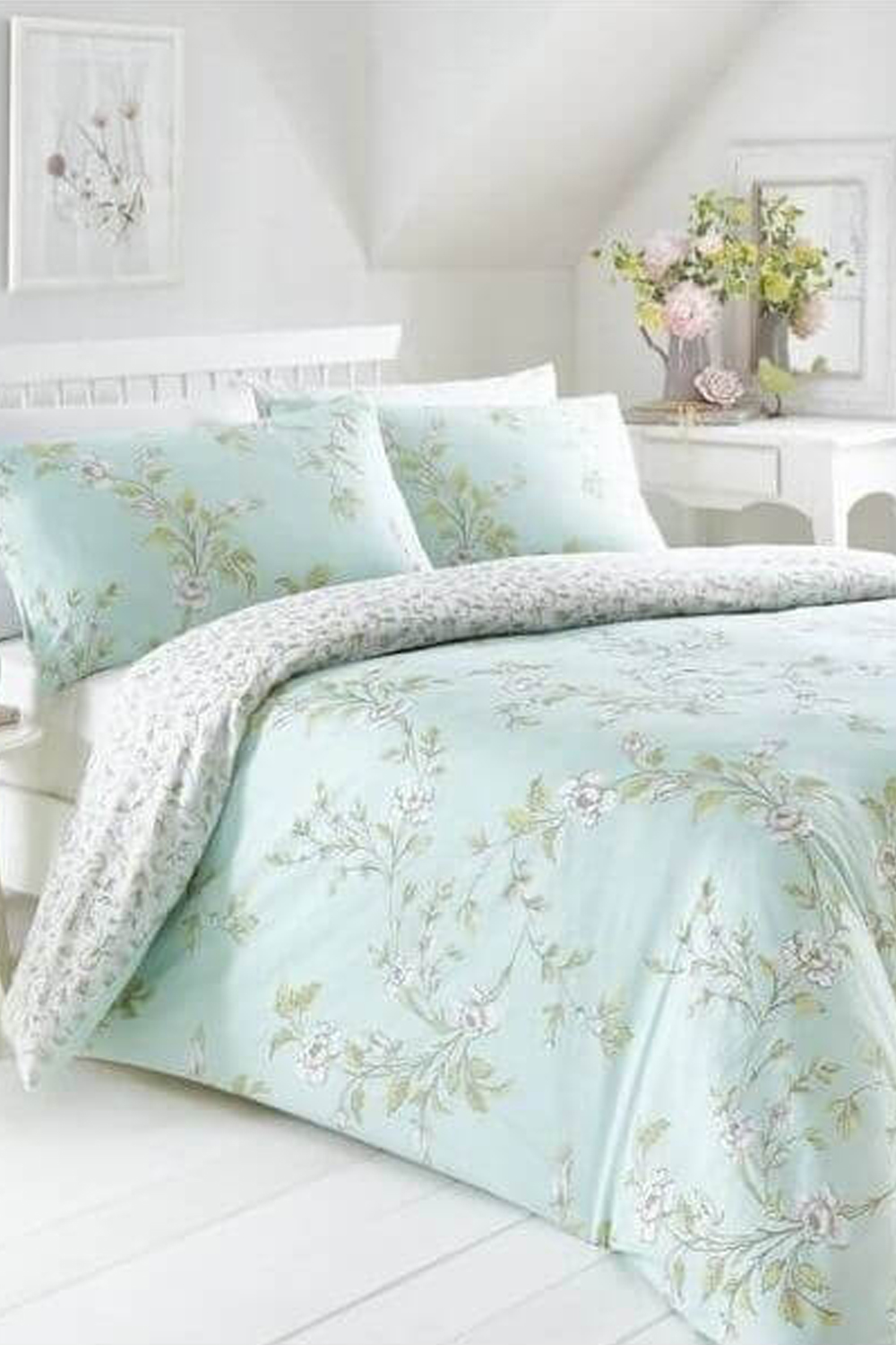 King Size Yasmina Duck Egg Duvet Cover Set in Duck Egg - Roman Originals UK