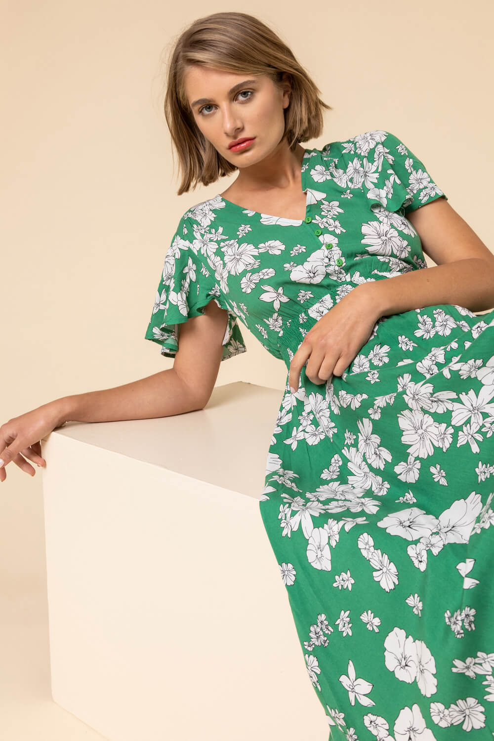 Green Floral Print Tiered Midi Dress, Image 5 of 5