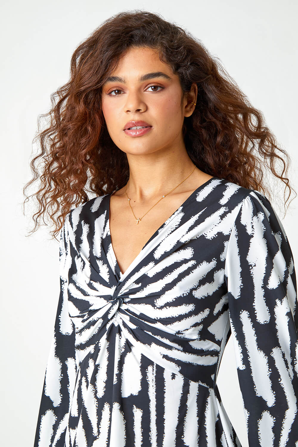 Ivory  Abstract Print Twist Front Stretch Top, Image 4 of 5