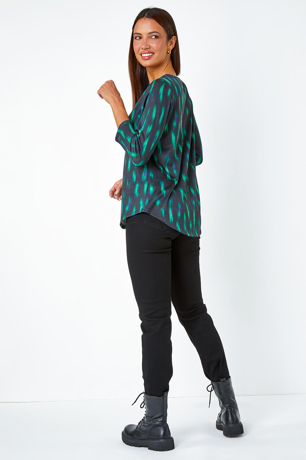 Green Abstract Scoop Hem Stretch Top, Image 3 of 5