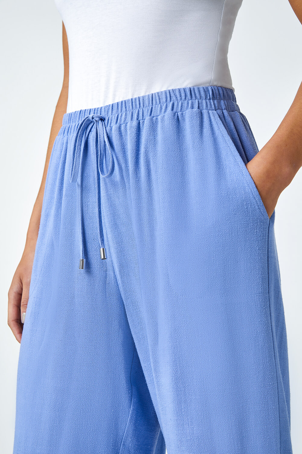Blue Petite Linen Mix Wide Cropped Trousers, Image 5 of 5
