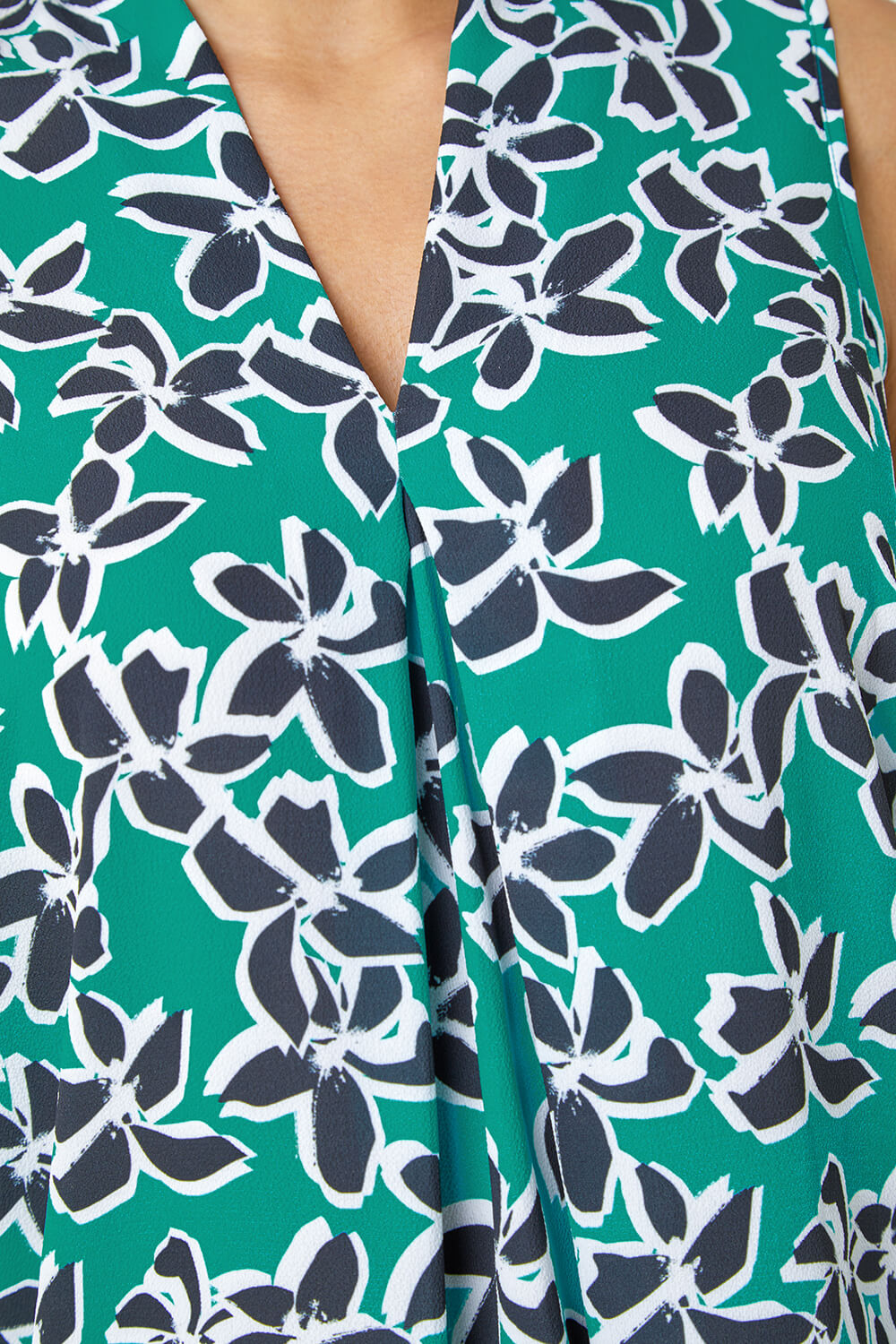 Green Sleeveless Floral Print Stretch Top, Image 5 of 5