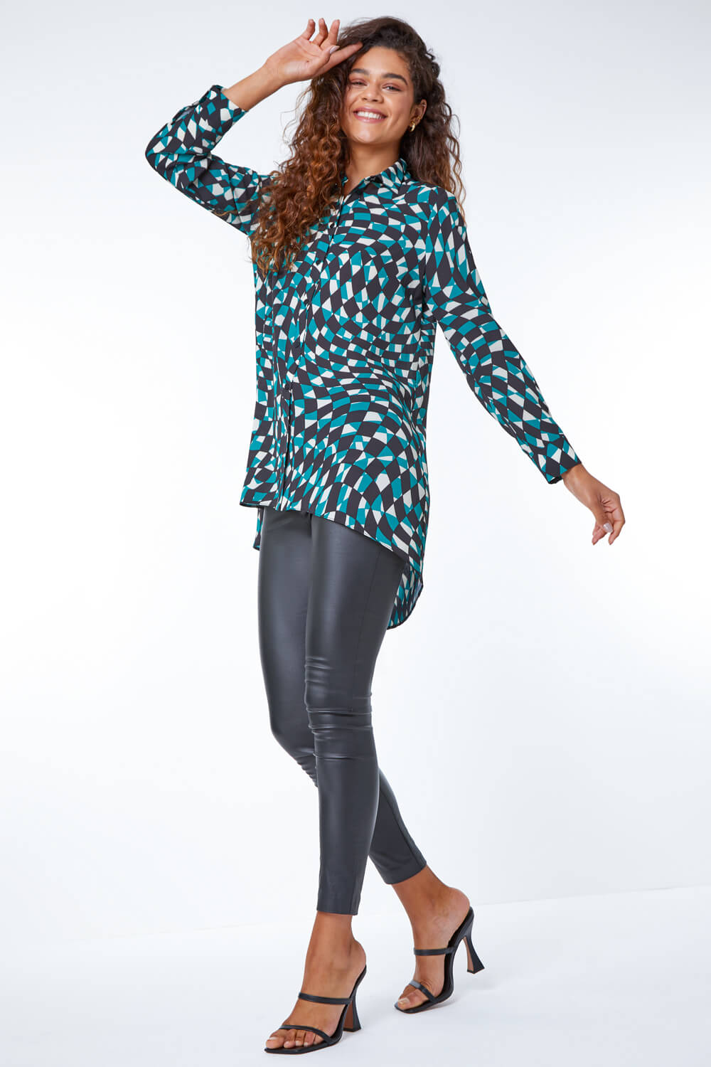 Abstract Print Dropped Hem Blouse