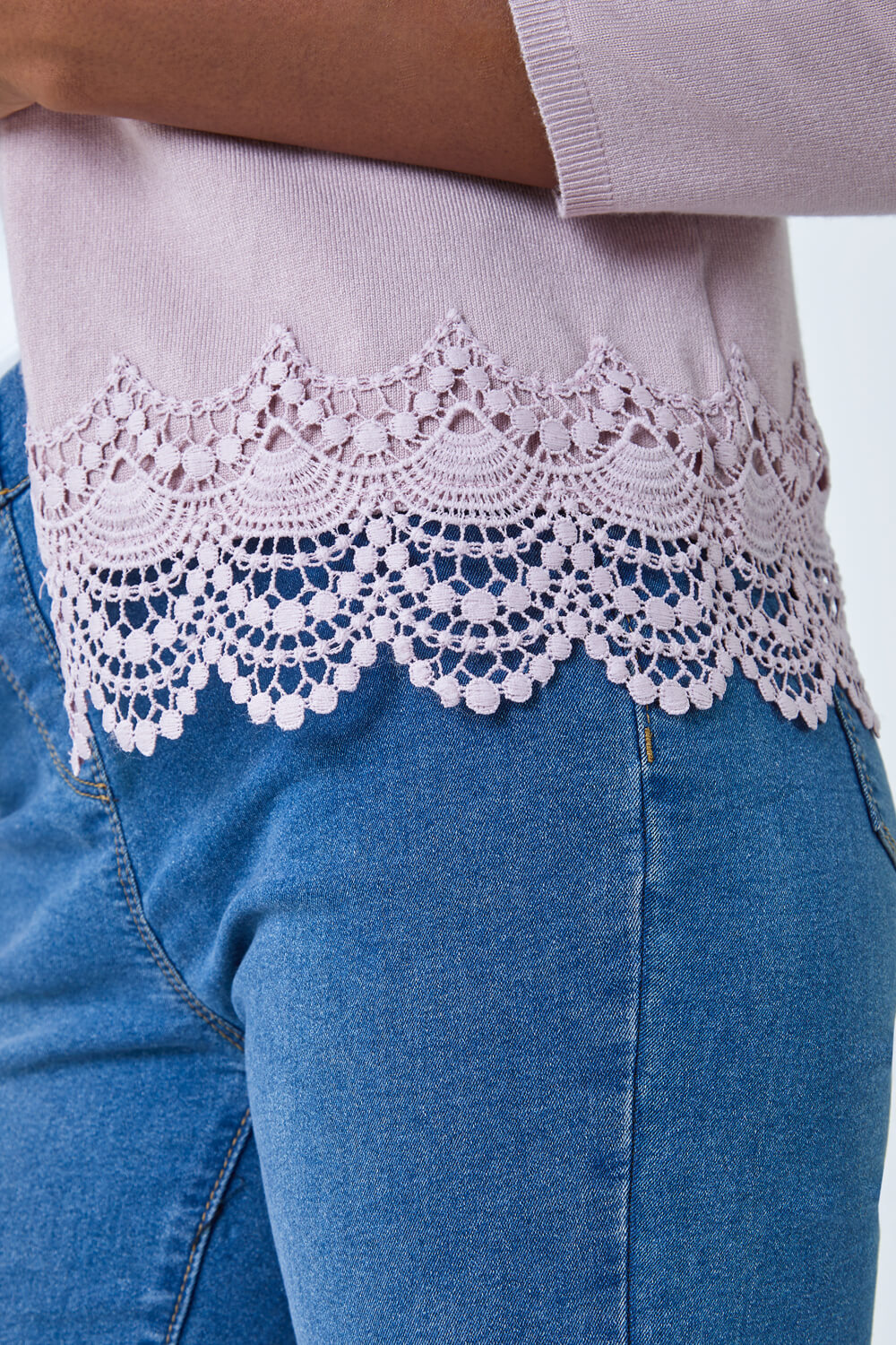 Rose Scalloped Lace Trim Knitted Shrug, Image 5 of 5