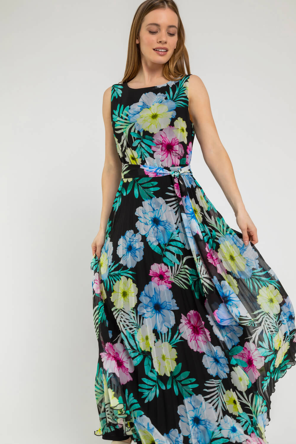 Black Petite Floral Pleated Maxi Dress, Image 4 of 5