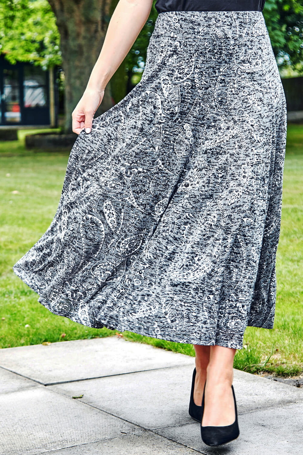 Grey Paisley Print Burnout Midi Skirt, Image 4 of 4