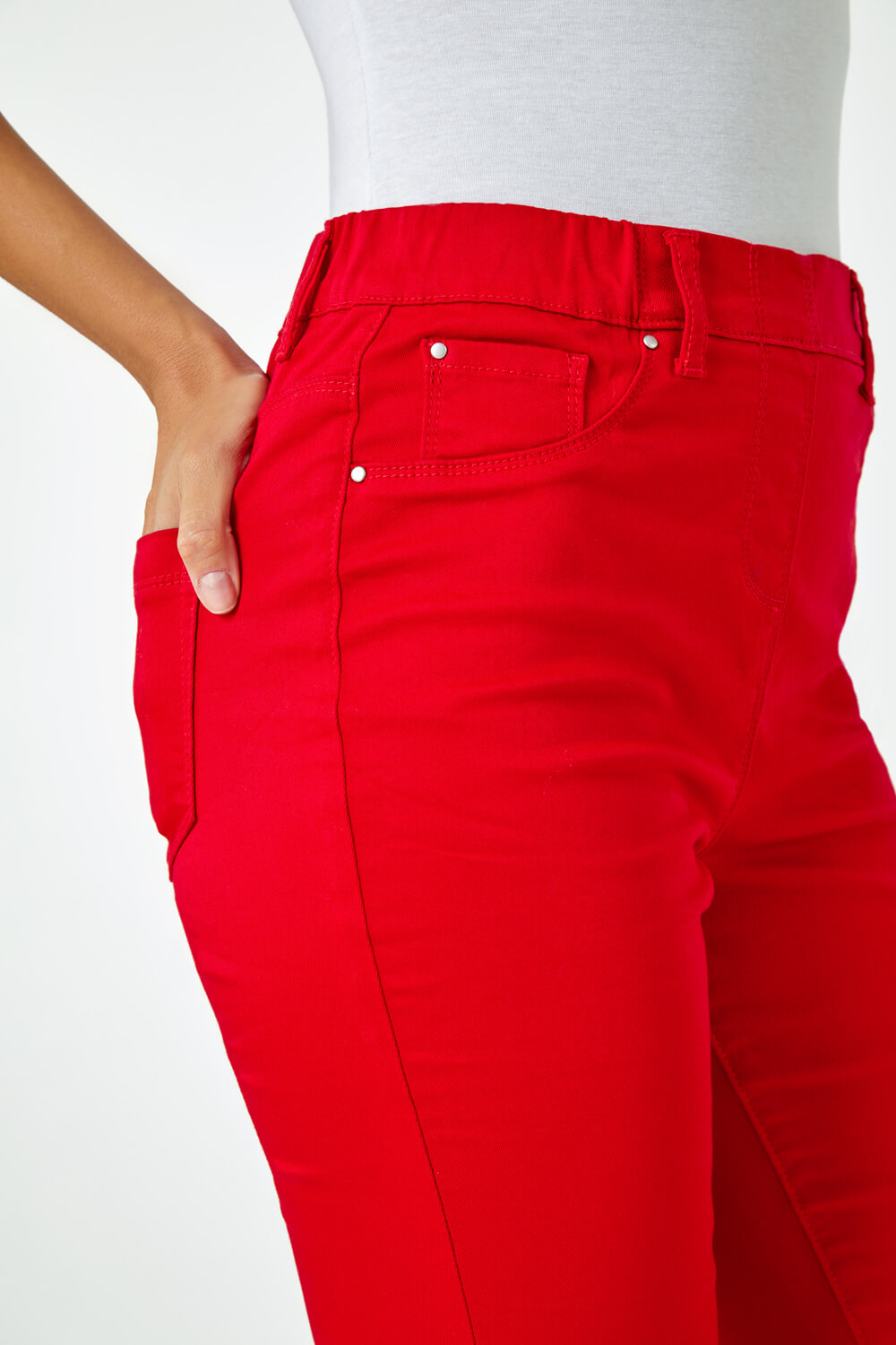 Red Denim Stretch Knee Length Pedal Pusher, Image 3 of 5