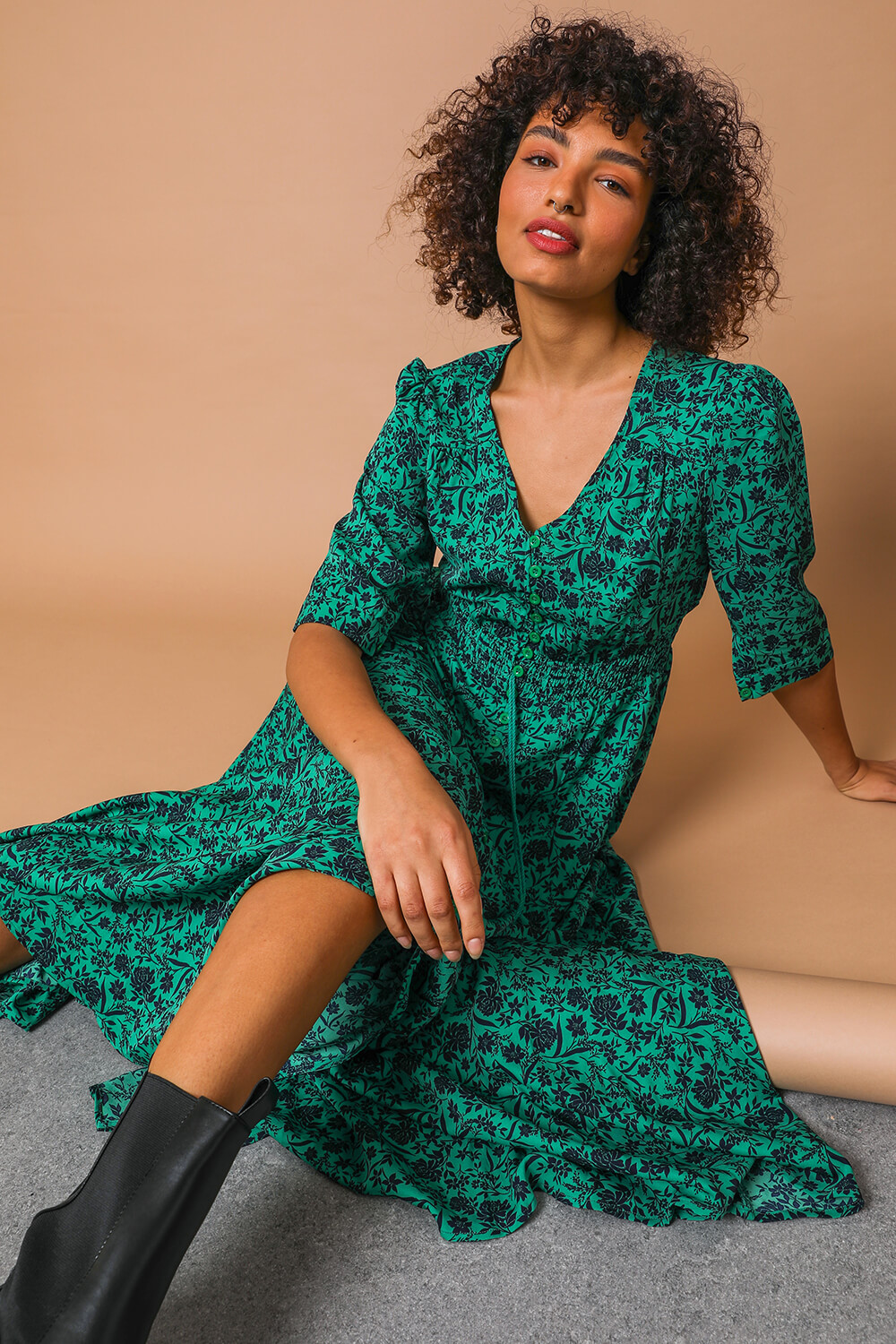 Green Floral Print Shirred Waist Maxi Dress, Image 5 of 5