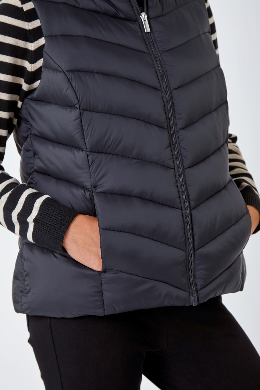 Black Petite Quilted Puffer Gilet, Image 4 of 4