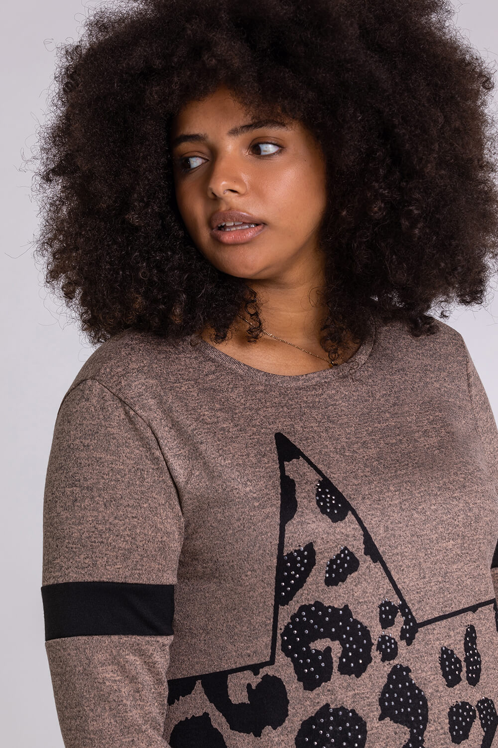 Beige Curve Star Print Jersey Top, Image 4 of 4