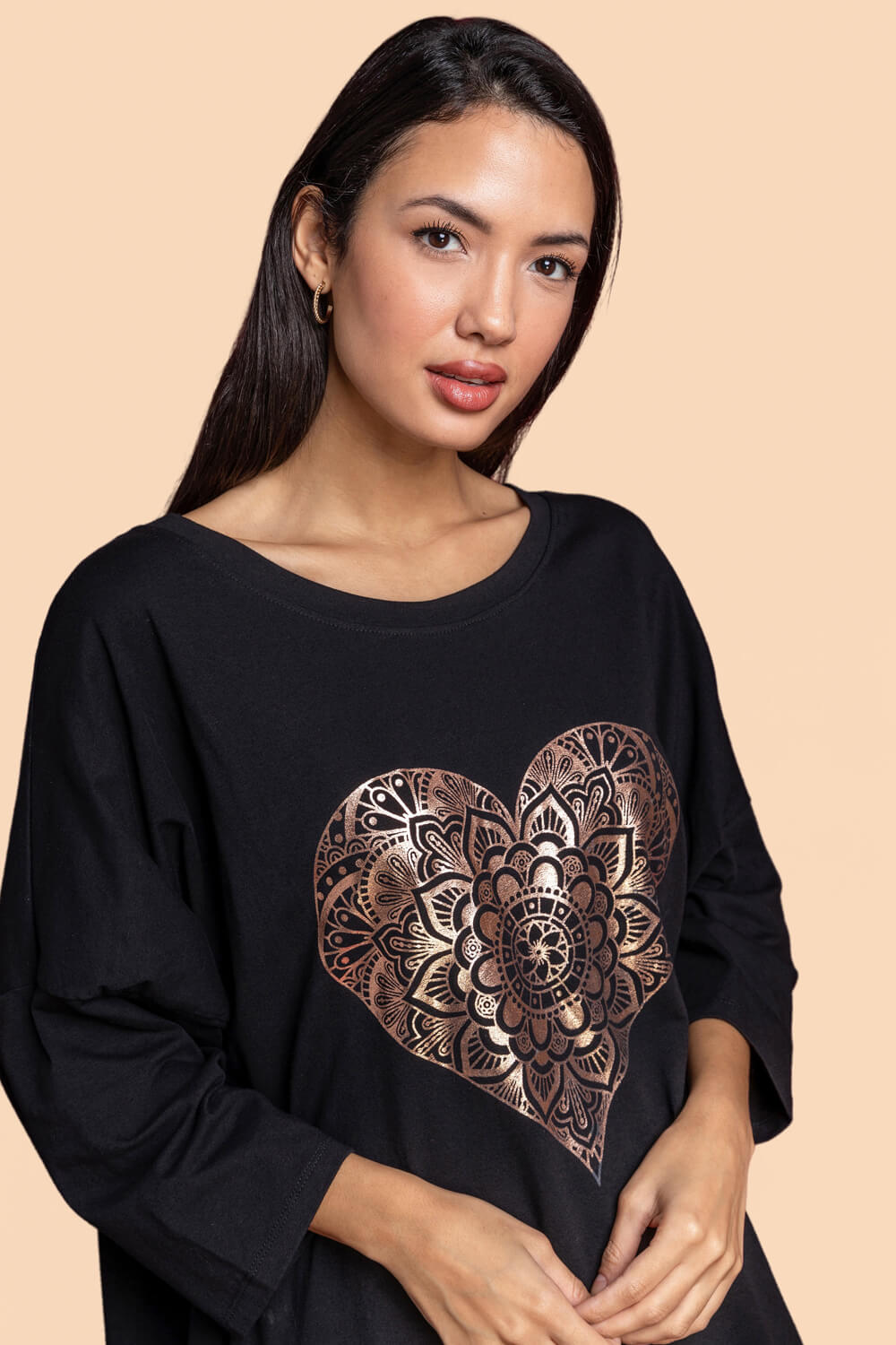 Black One Size Foil Henna Heart Lounge Top, Image 4 of 4