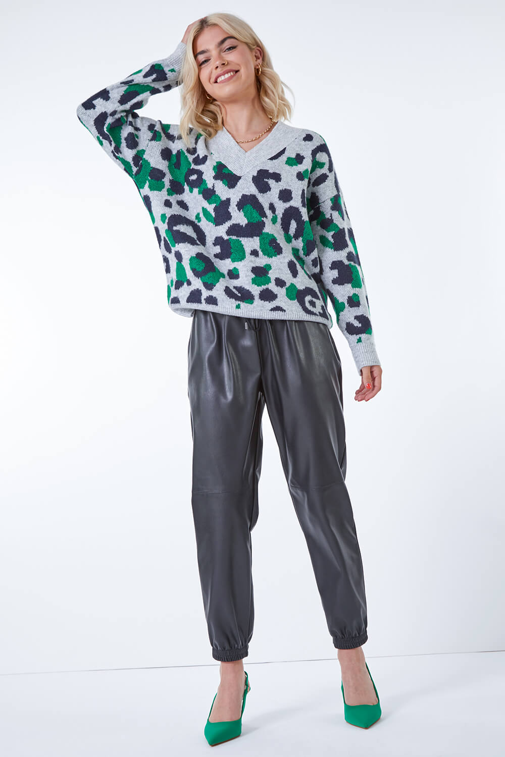 Grey Contrast Animal Relaxed Jumper , Image 3 of 5