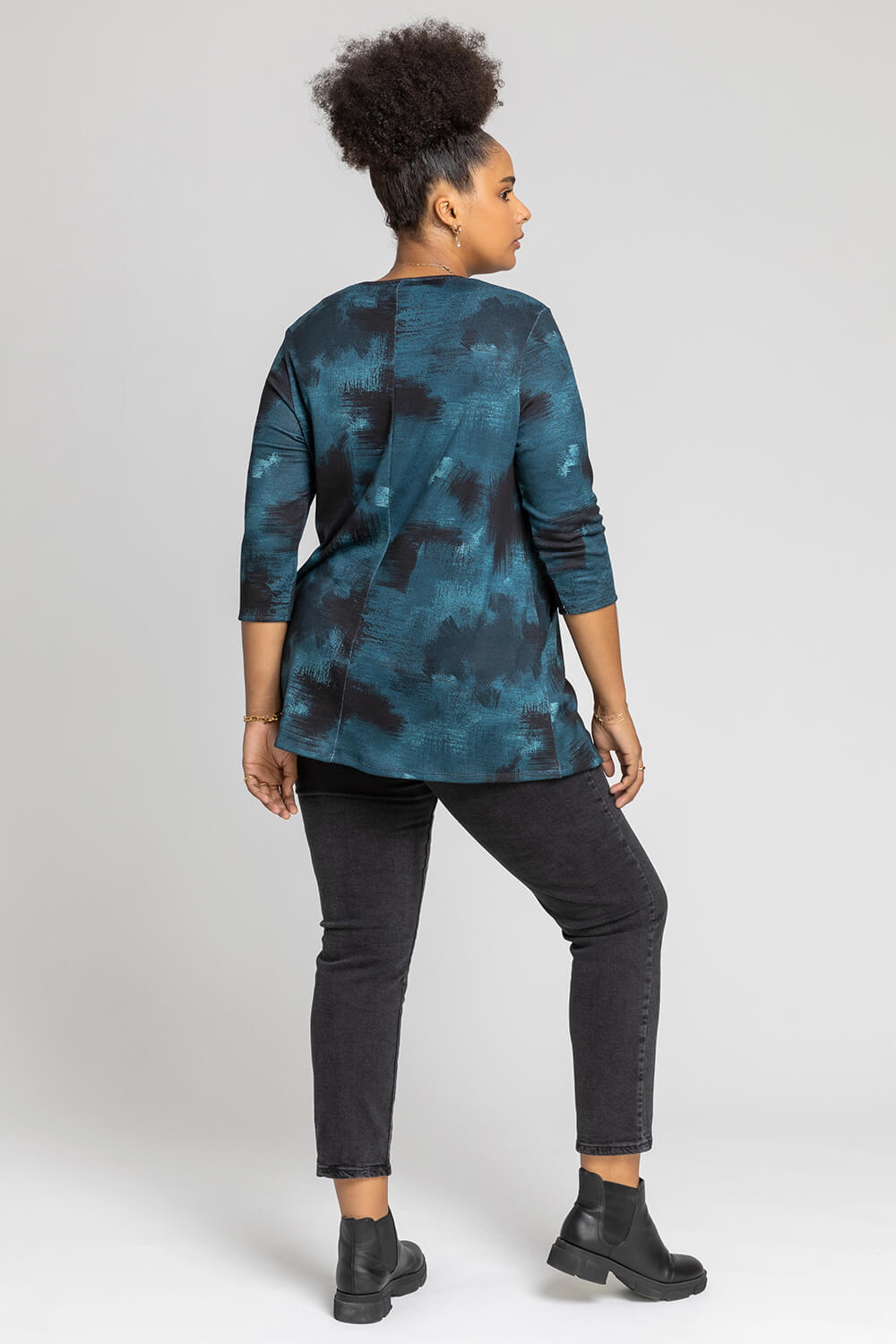 Teal Curve Abstract Print Pocket Top, Image 2 of 5