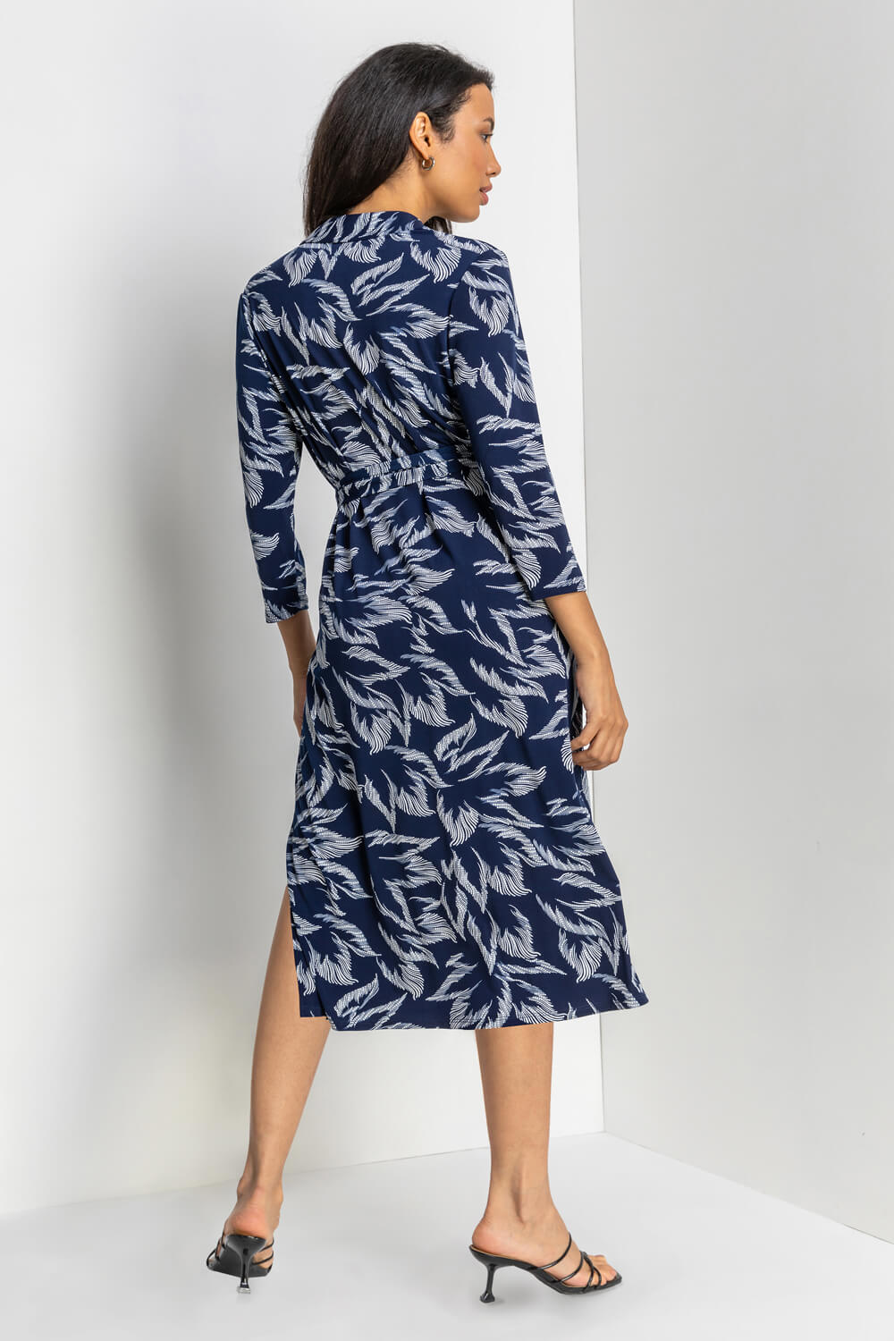  Textured Leaf Print Midi Shirt Dress, Image 2 of 5