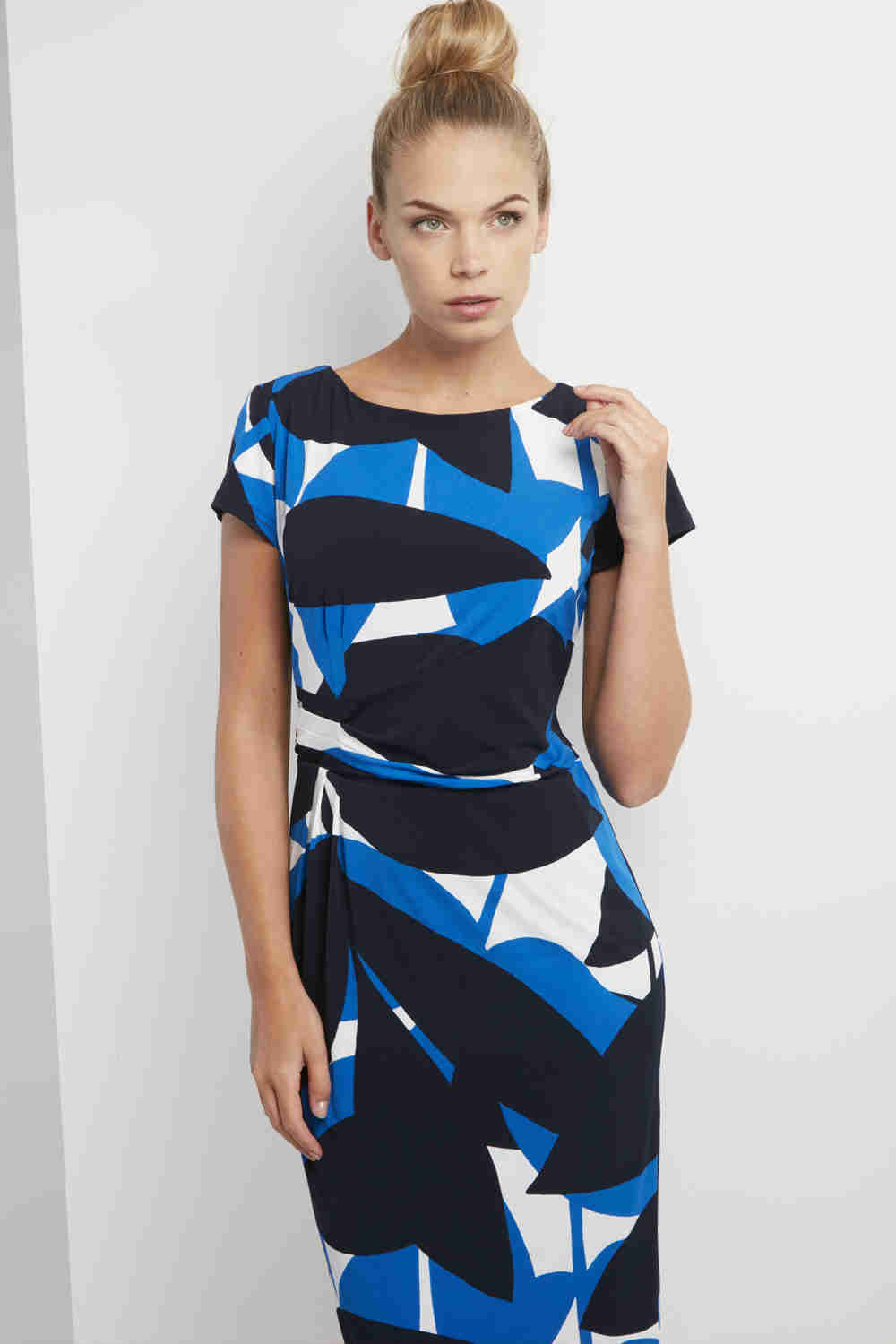 Abstract Leaf Print Jersey Dress