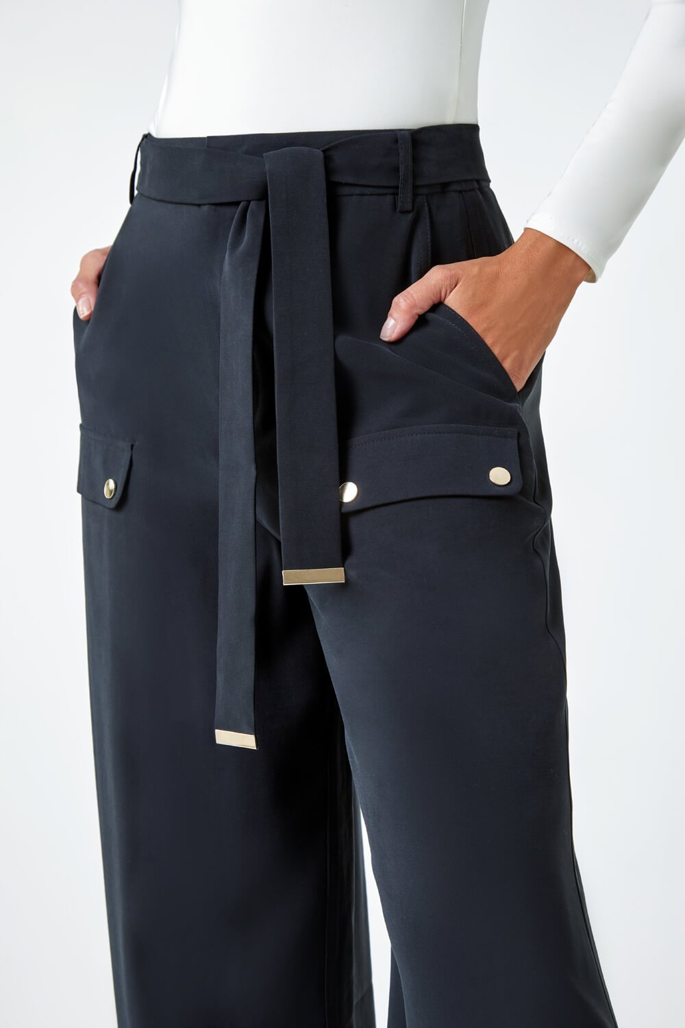 Wide Leg Belted Stretch Trousers