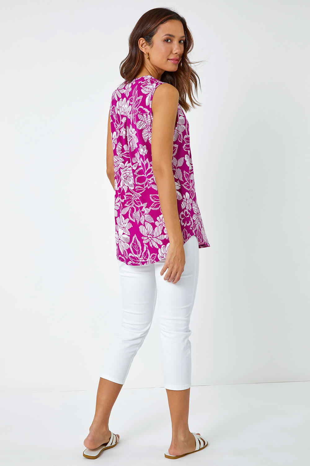 MAGENTA Textured Floral Print Sleeveless Top, Image 3 of 5