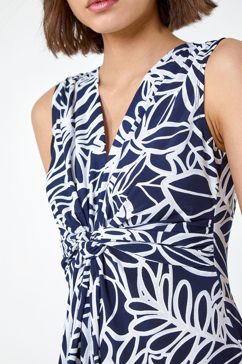Navy  Floral Print Twist Front Maxi Dress, Image 5 of 5