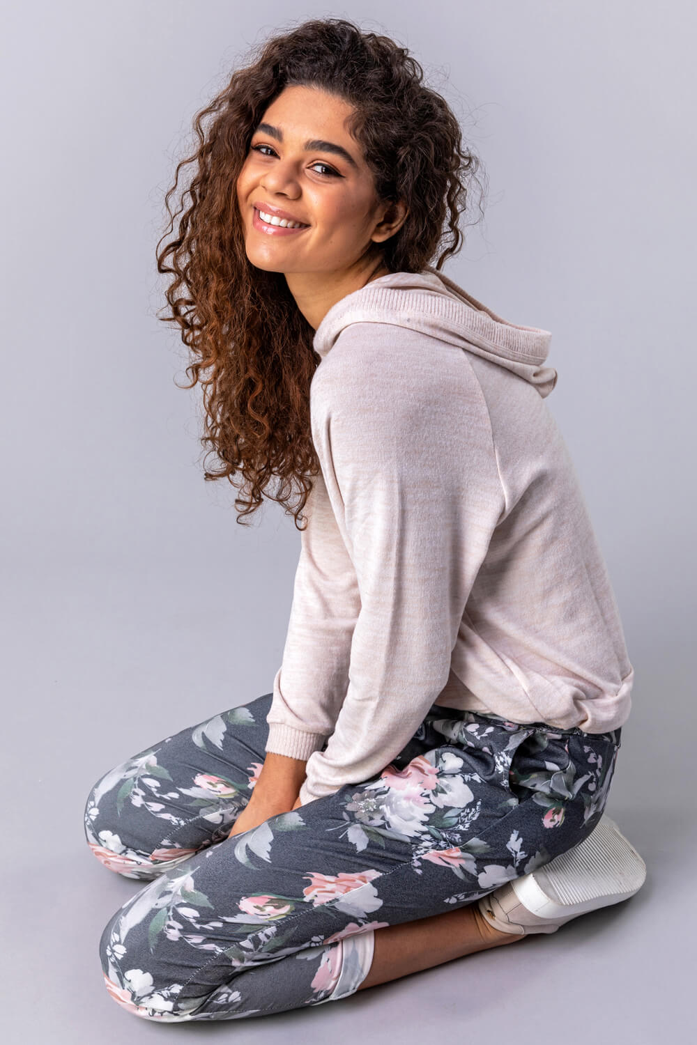 Grey Floral Stretch Lounge Jogger, Image 4 of 4