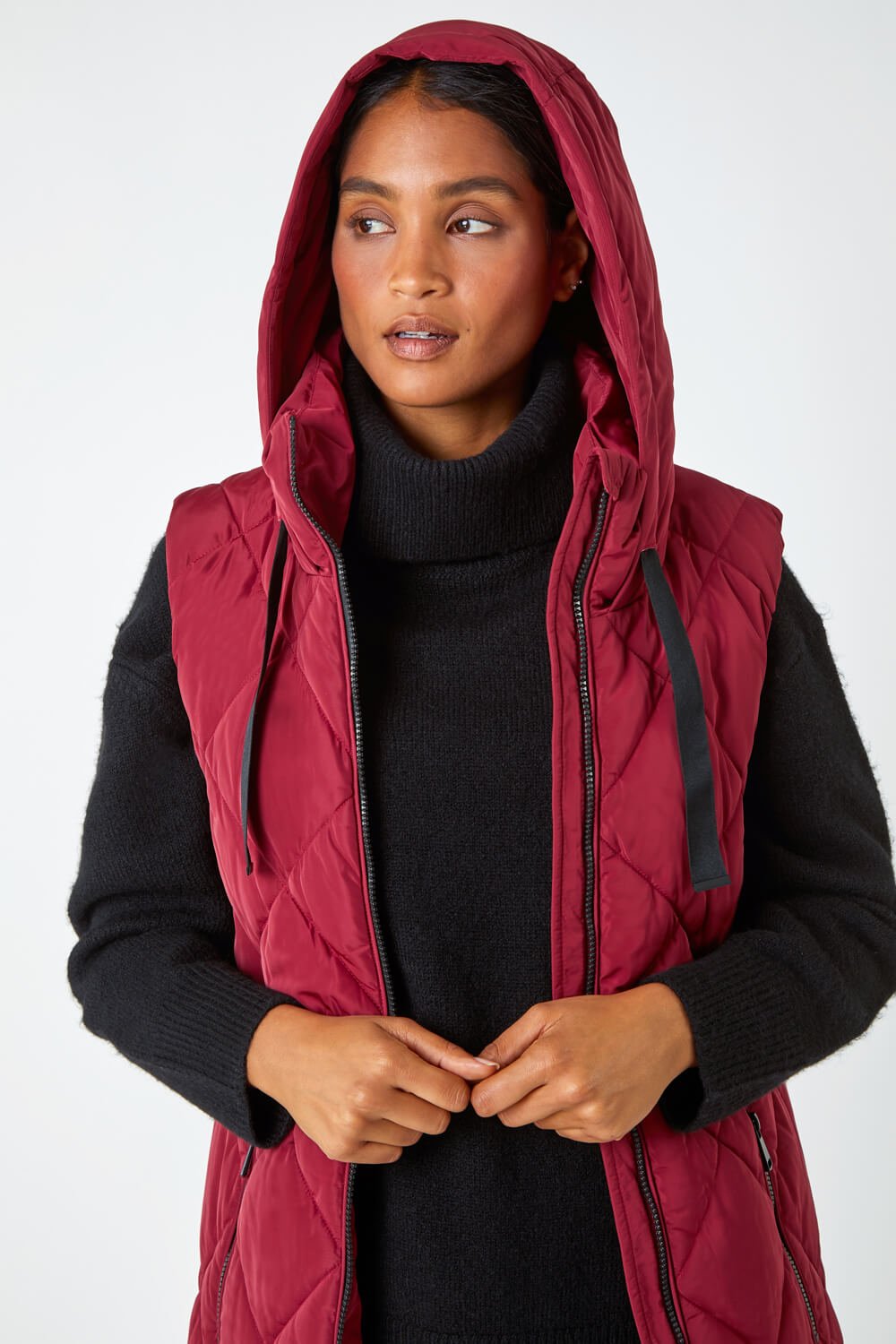 Bordeaux Diamond Quilted Padded Gilet , Image 6 of 6