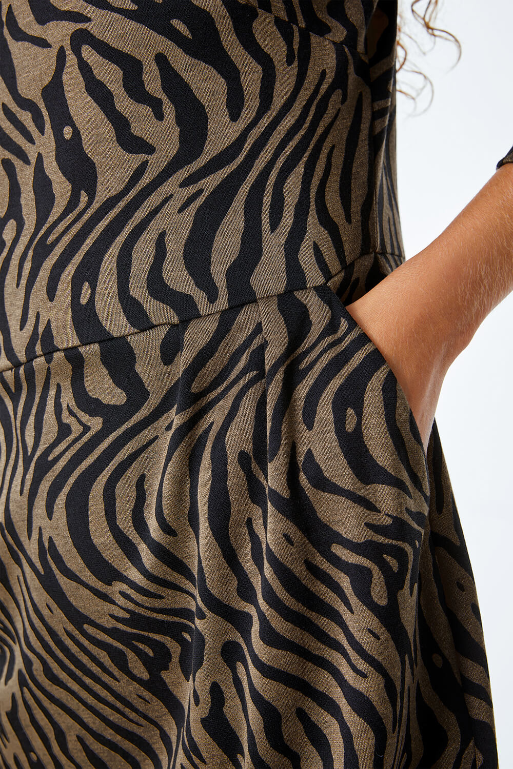 KHAKI Tiger Print Pocket Shift Dress, Image 5 of 5