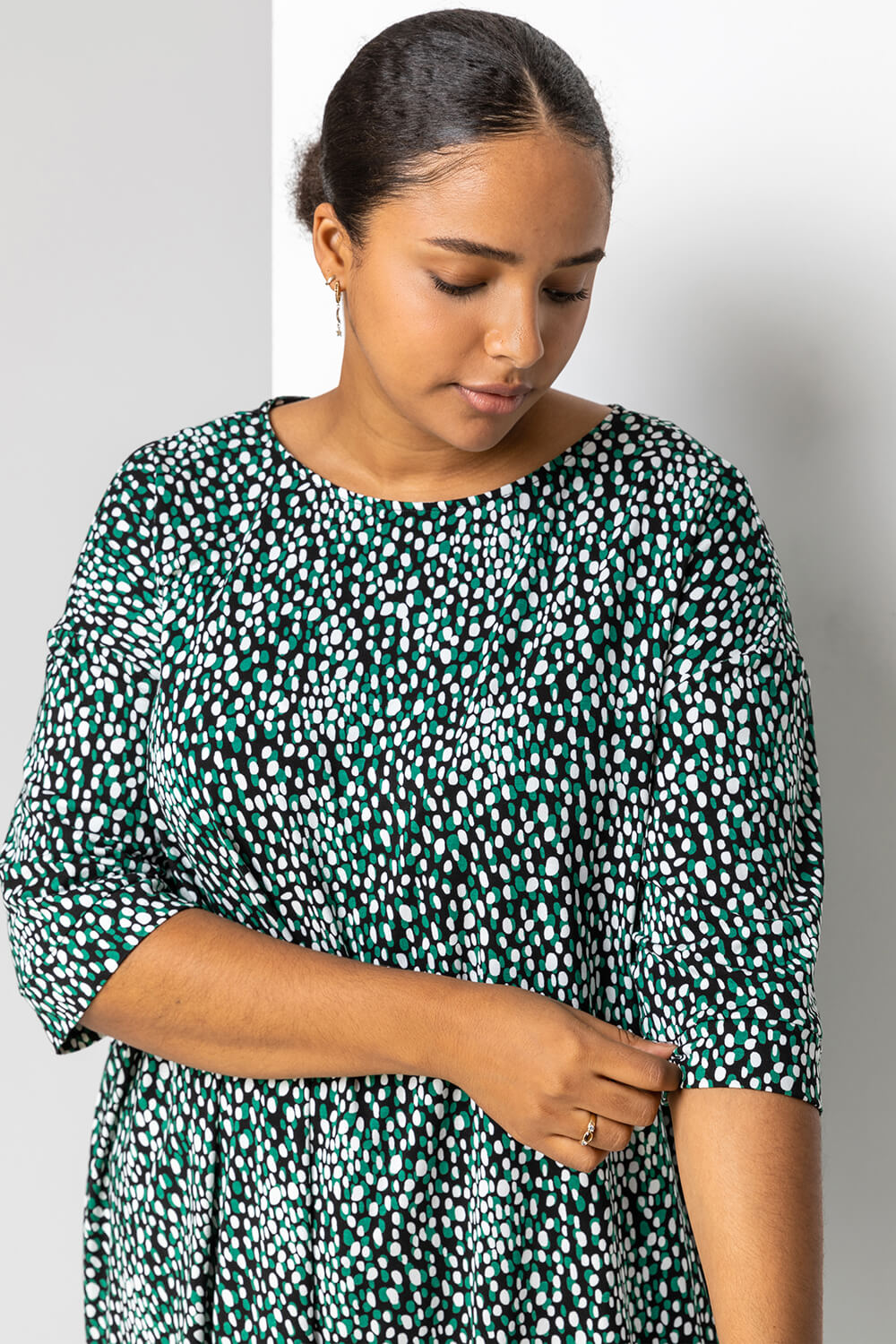 Green Curve Abstract Spot Print Tunic Top, Image 4 of 4
