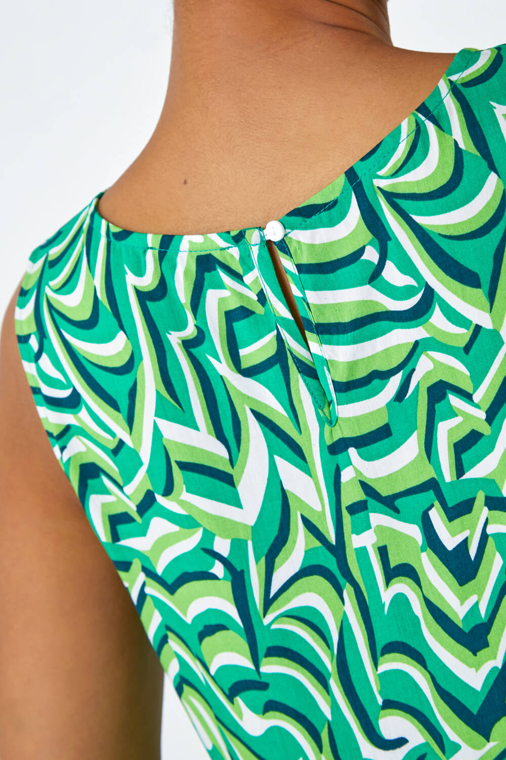 Green Geometric Sleeveless Smock Dress, Image 5 of 5
