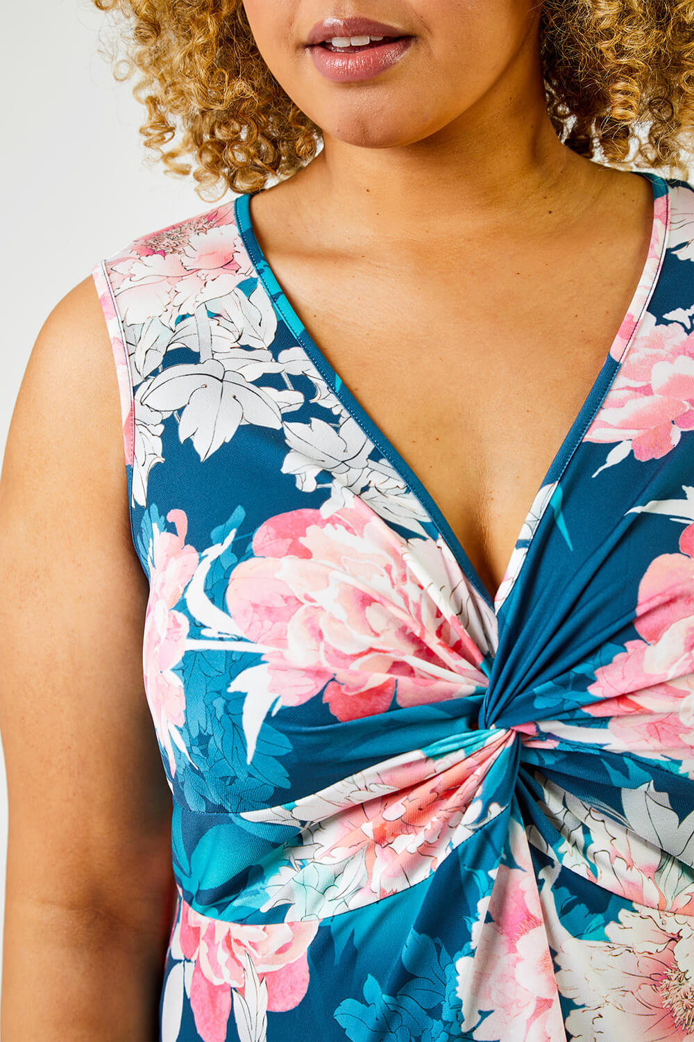 Teal Curve Floral Print Twist Ruched Midi Dress, Image 3 of 5