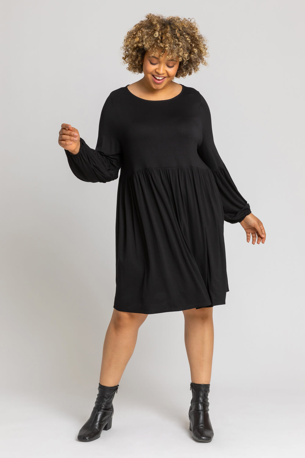 Black Curve Plain Tunic Dress, Image 3 of 4
