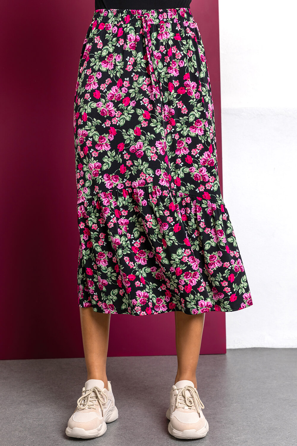 Floral Curved Hem Midi Skirt in Black - Roman Originals UK