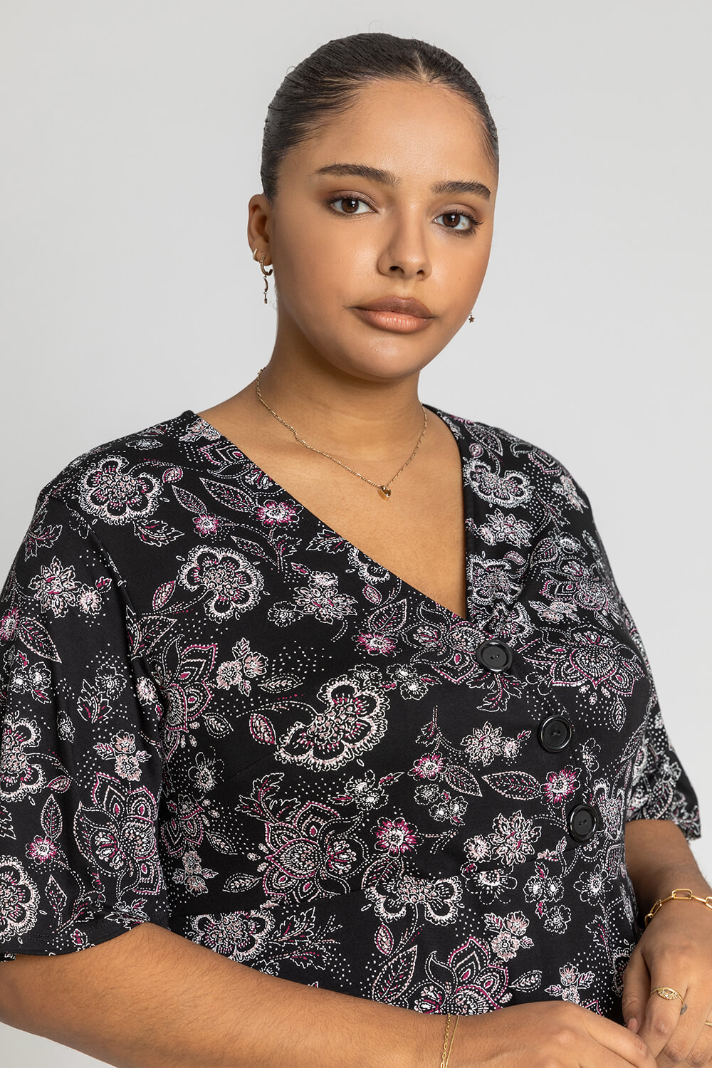  Curve Floral Buttoned Wrap Top, Image 4 of 4