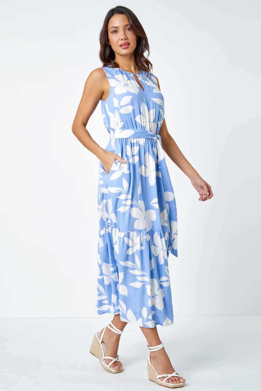 Light Blue  Sleeveless Floral Print Maxi Dress, Image 2 of 7