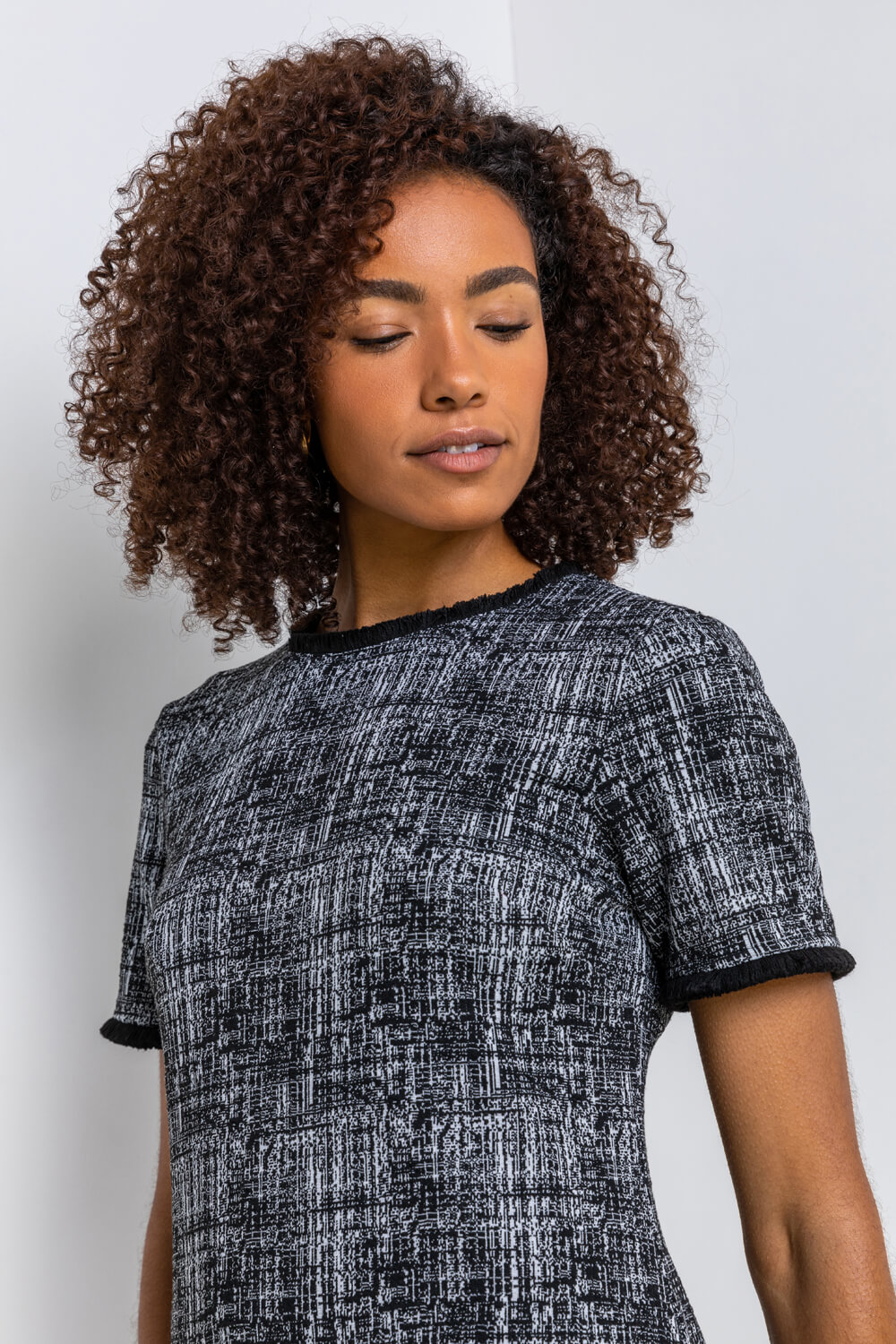 Black Textured Pocket Shift Dress, Image 4 of 4
