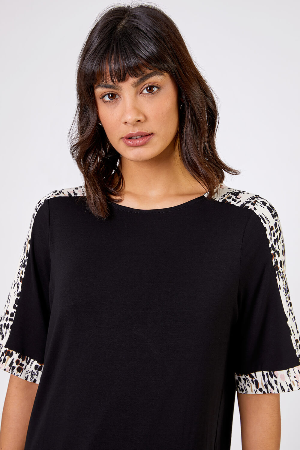 Black Abstract Print Contrast Jeresey Top, Image 4 of 4