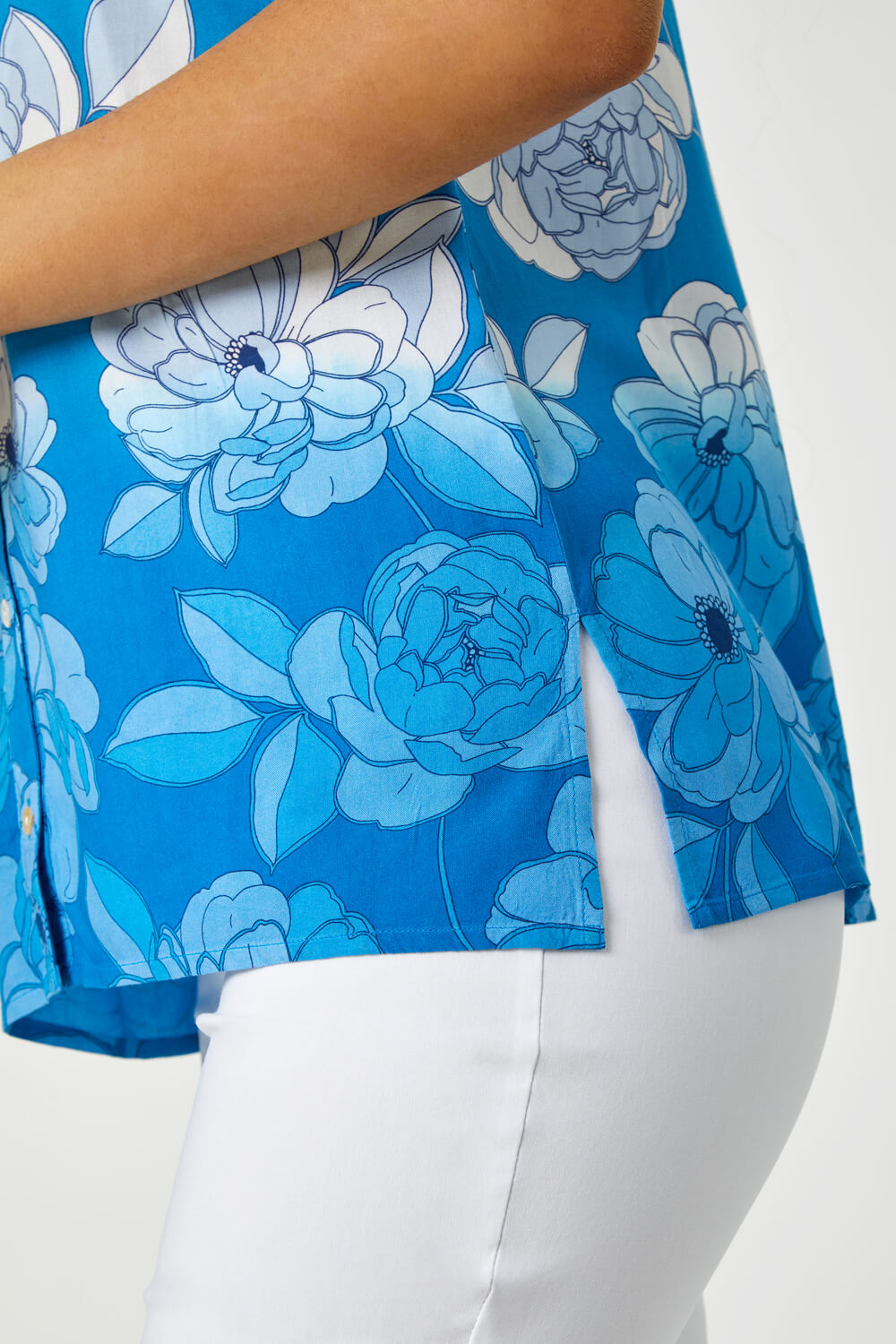 Blue Sleeveless Floral Print Blouse, Image 5 of 5