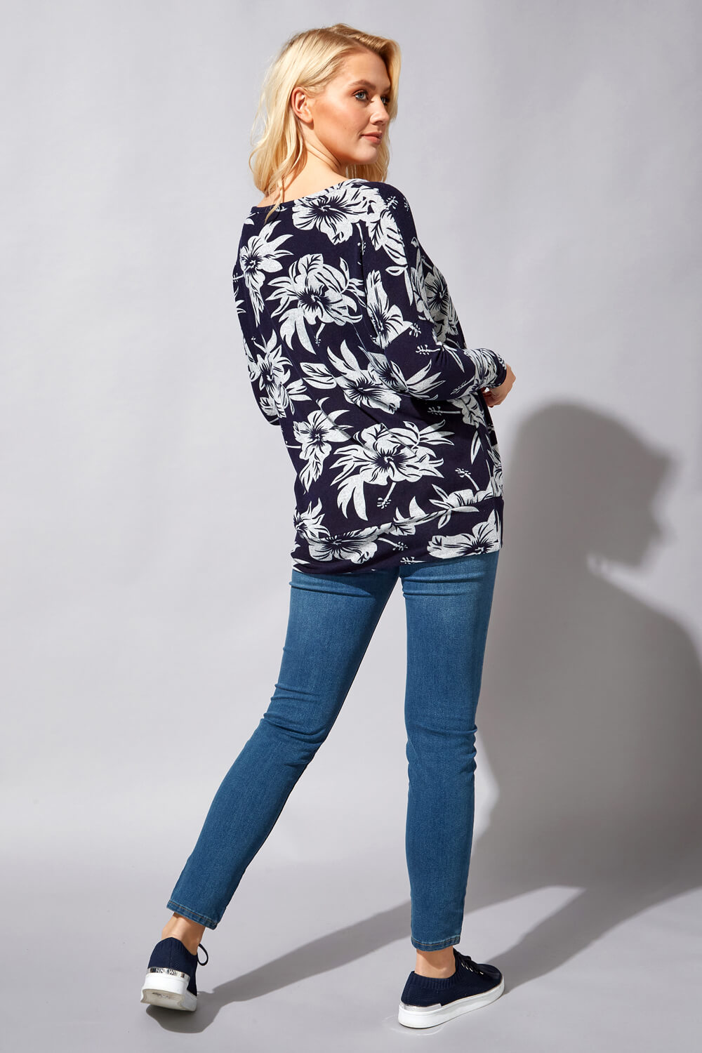 Navy  Floral Long Sleeve Blouson Top, Image 3 of 4