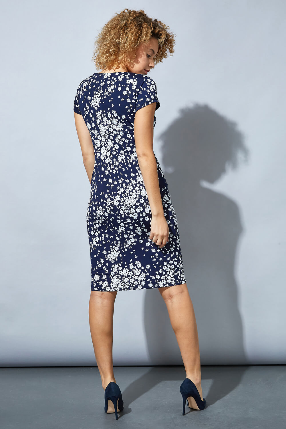 Ditsy Floral Print Shift Dress in Navy ...