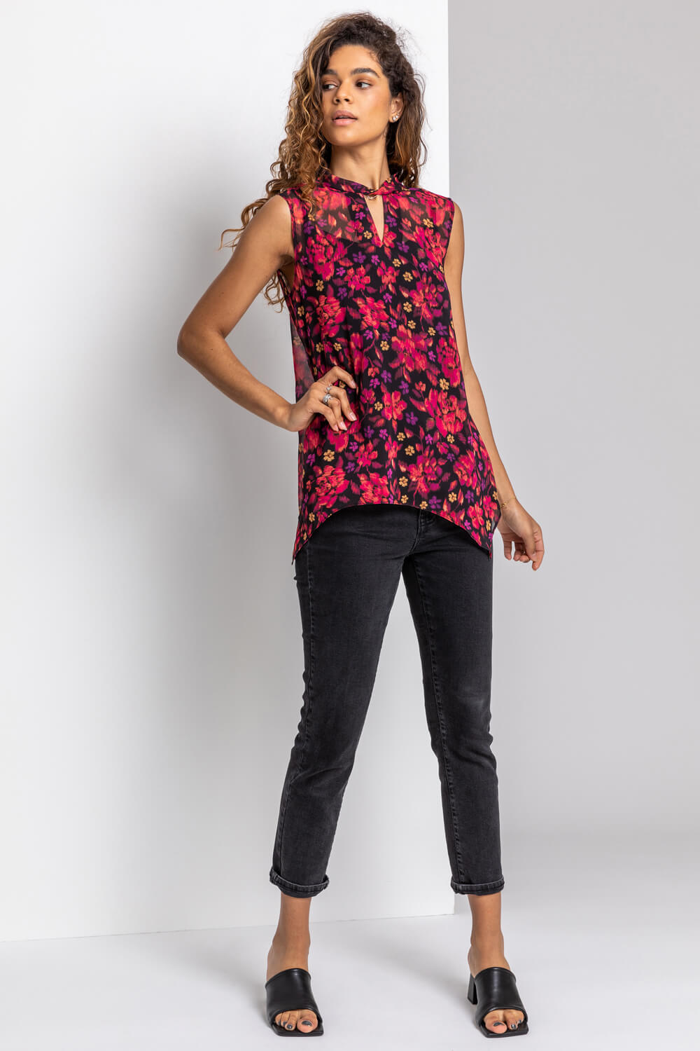 Red Floral Print Keyhole Top, Image 4 of 4