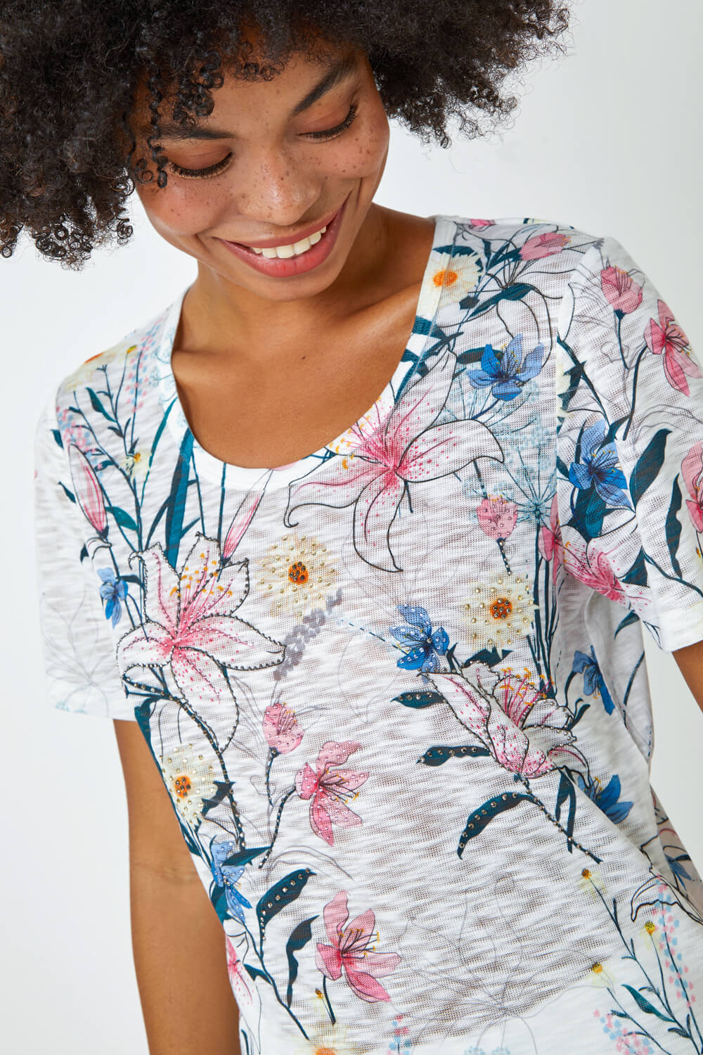 Ivory  Embellished Floral Print T-Shirt, Image 4 of 5