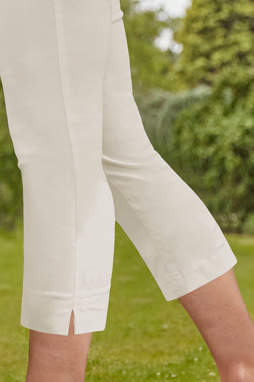 Ivory  Cropped Stretch Trouser, Image 3 of 4