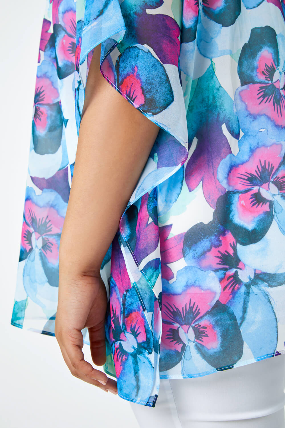 Blue Curve Floral Print Relaxed Top, Image 5 of 5