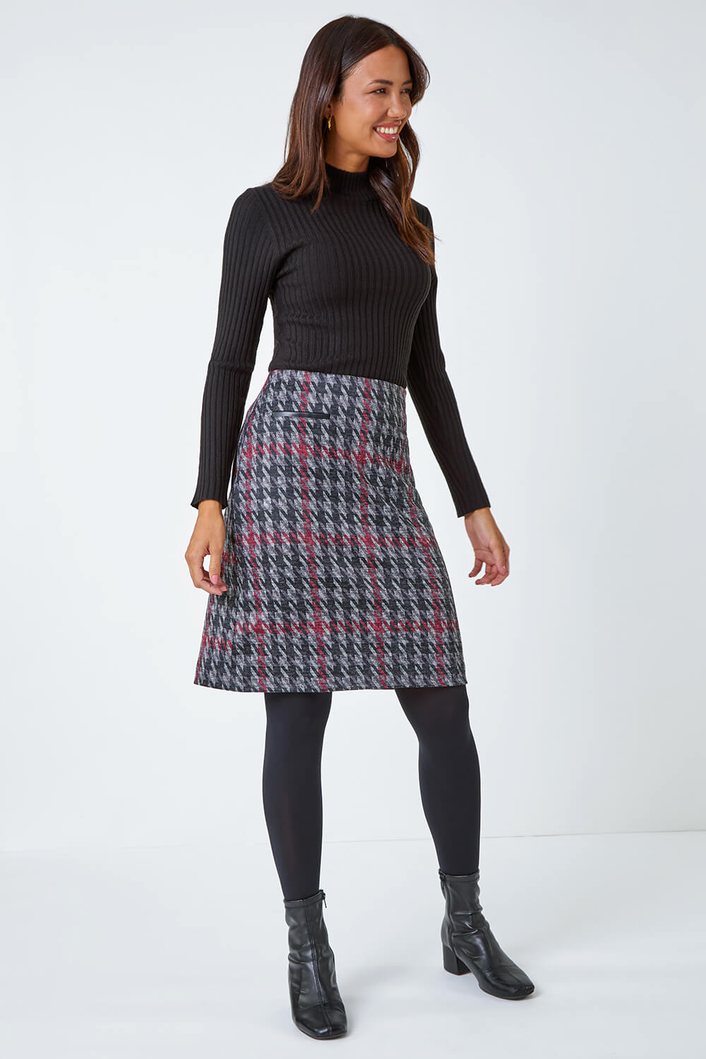 Red Houndstooth Stretch Pencil Skirt | Roman UK