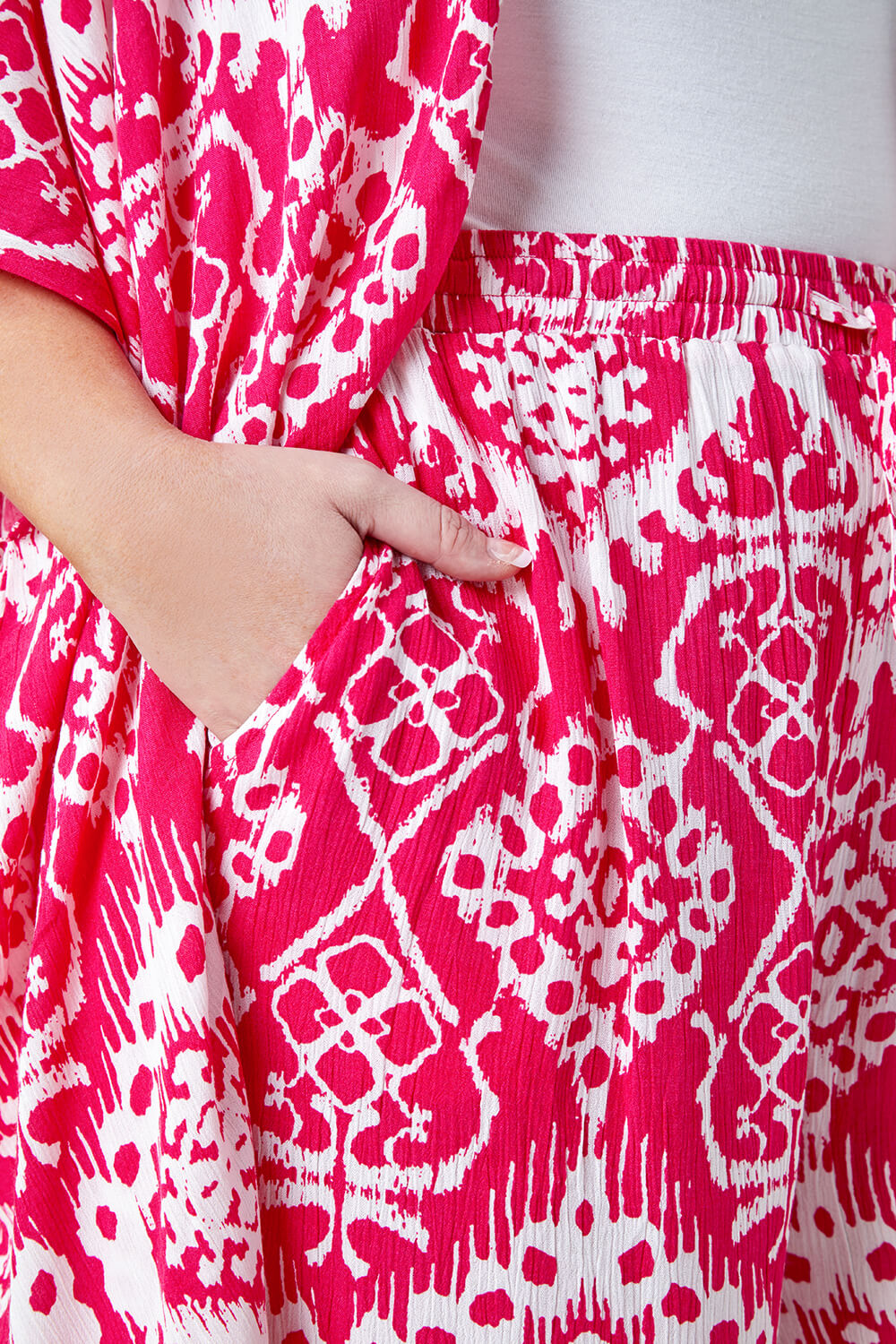 PINK Curve Aztec Print Crinkle Shorts, Image 5 of 5