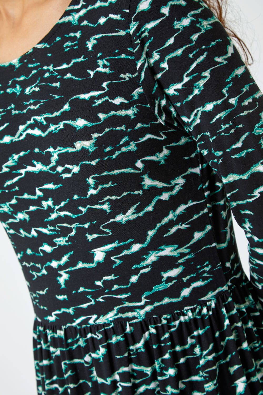 Green Abstract Wave Print Stretch Midi Dress, Image 5 of 5
