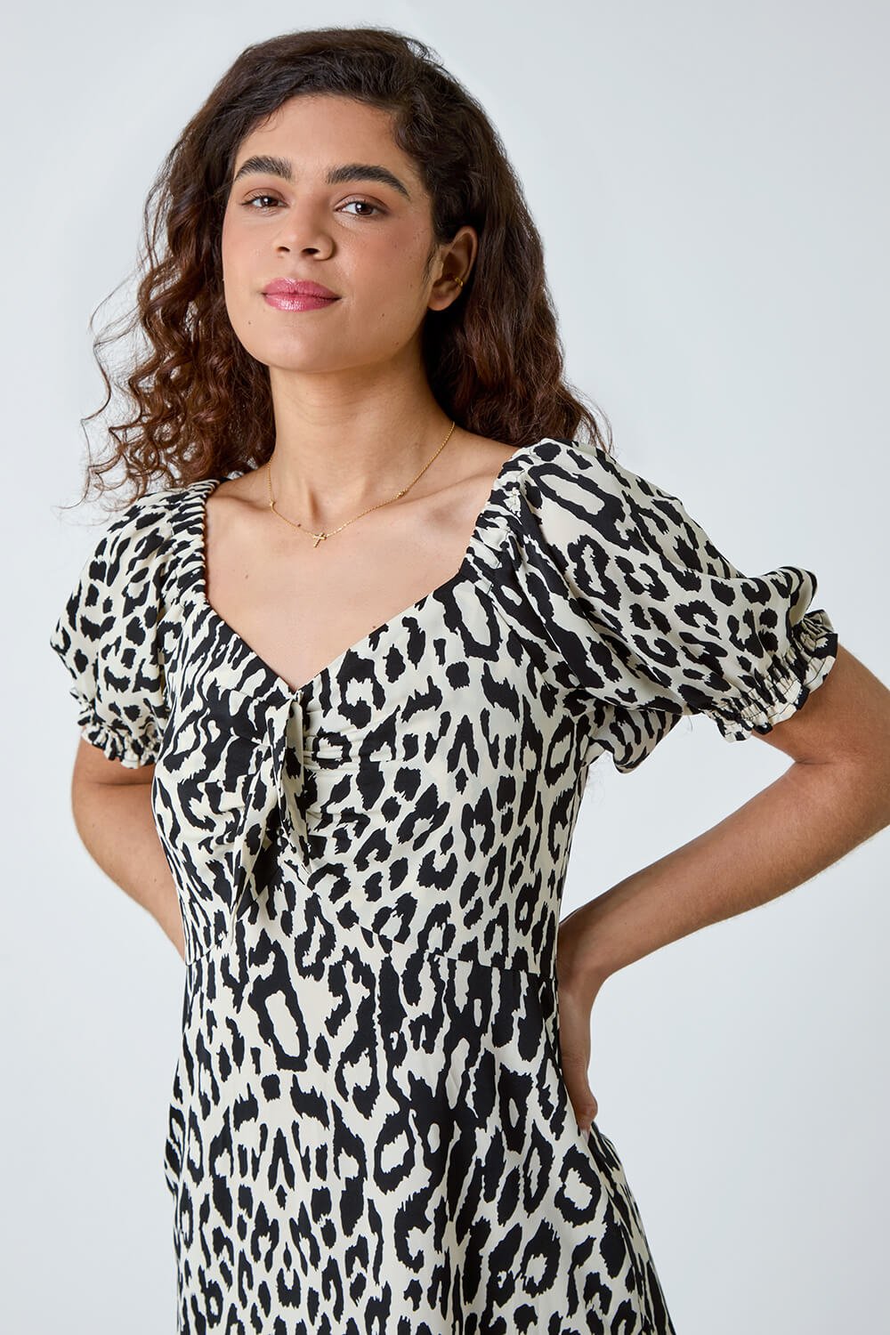 Black Leopard Print Ruched Pocket Midi Dress, Image 4 of 6