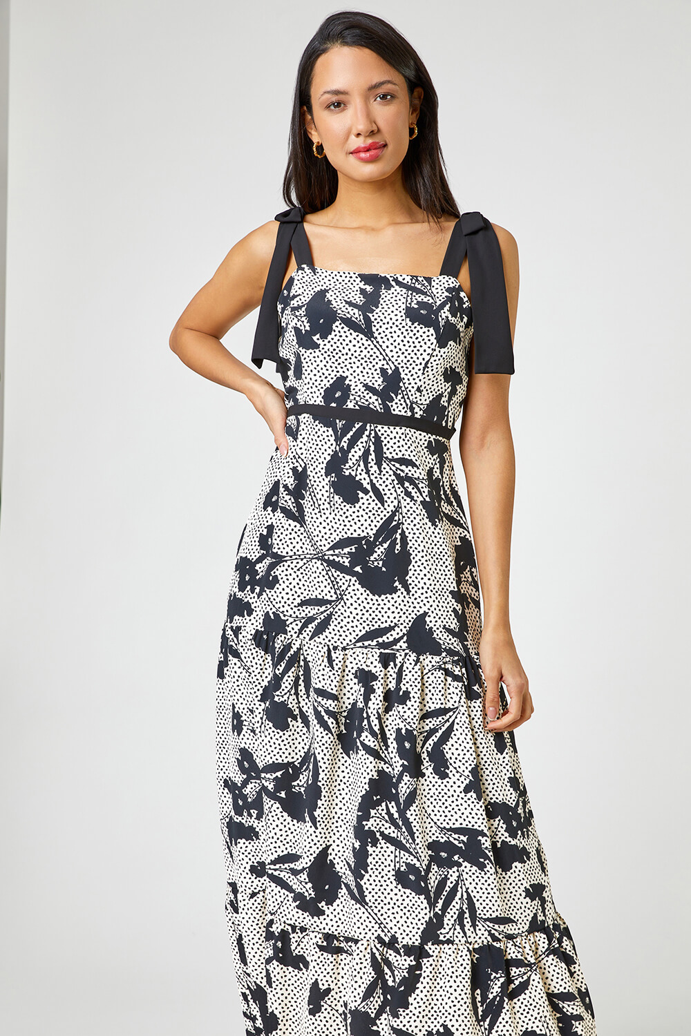 Cream  Tiered Contrast Spot Floral Print Maxi Dress, Image 2 of 5