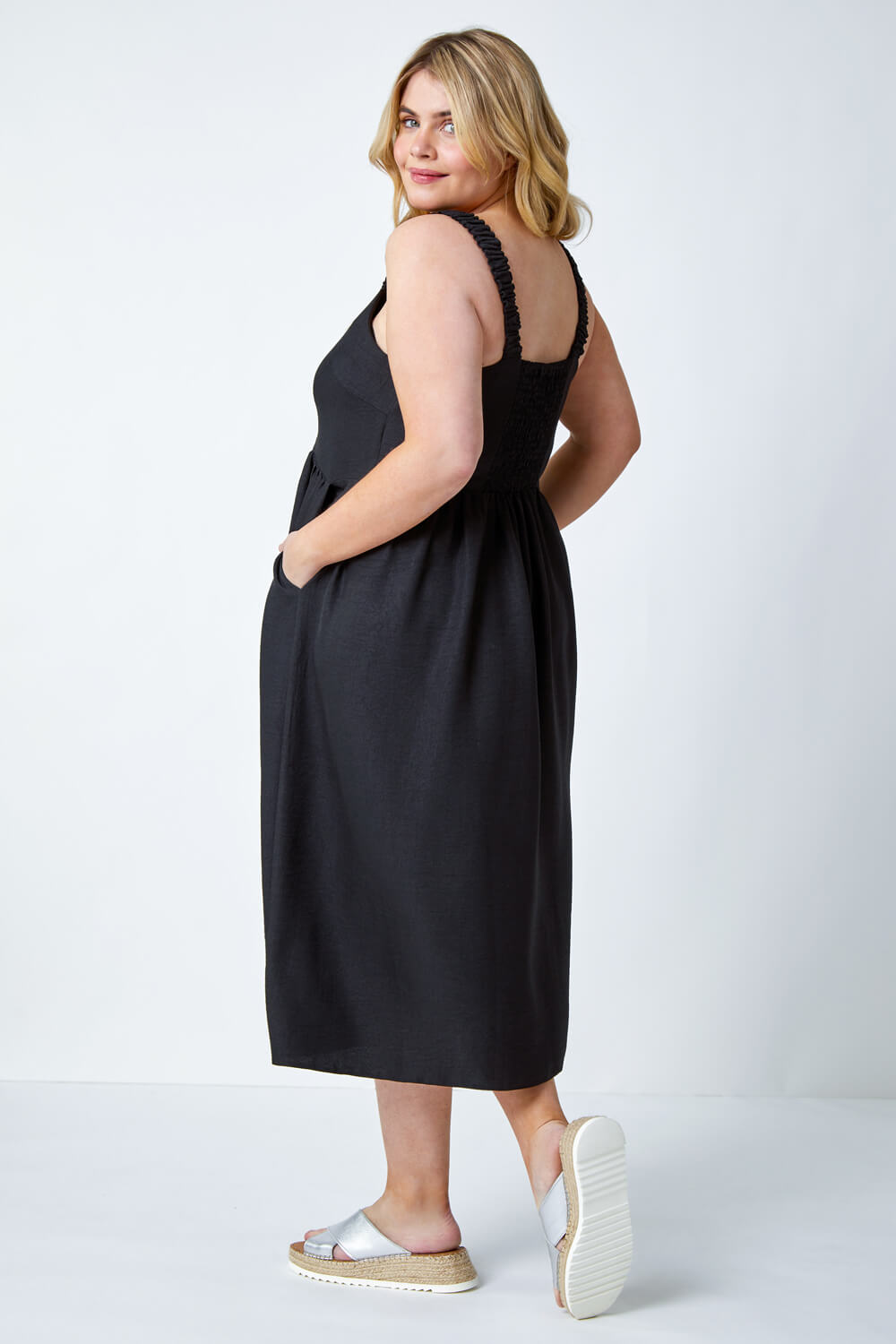 Black Curve Linen Look Ruched Midi Dress, Image 3 of 5