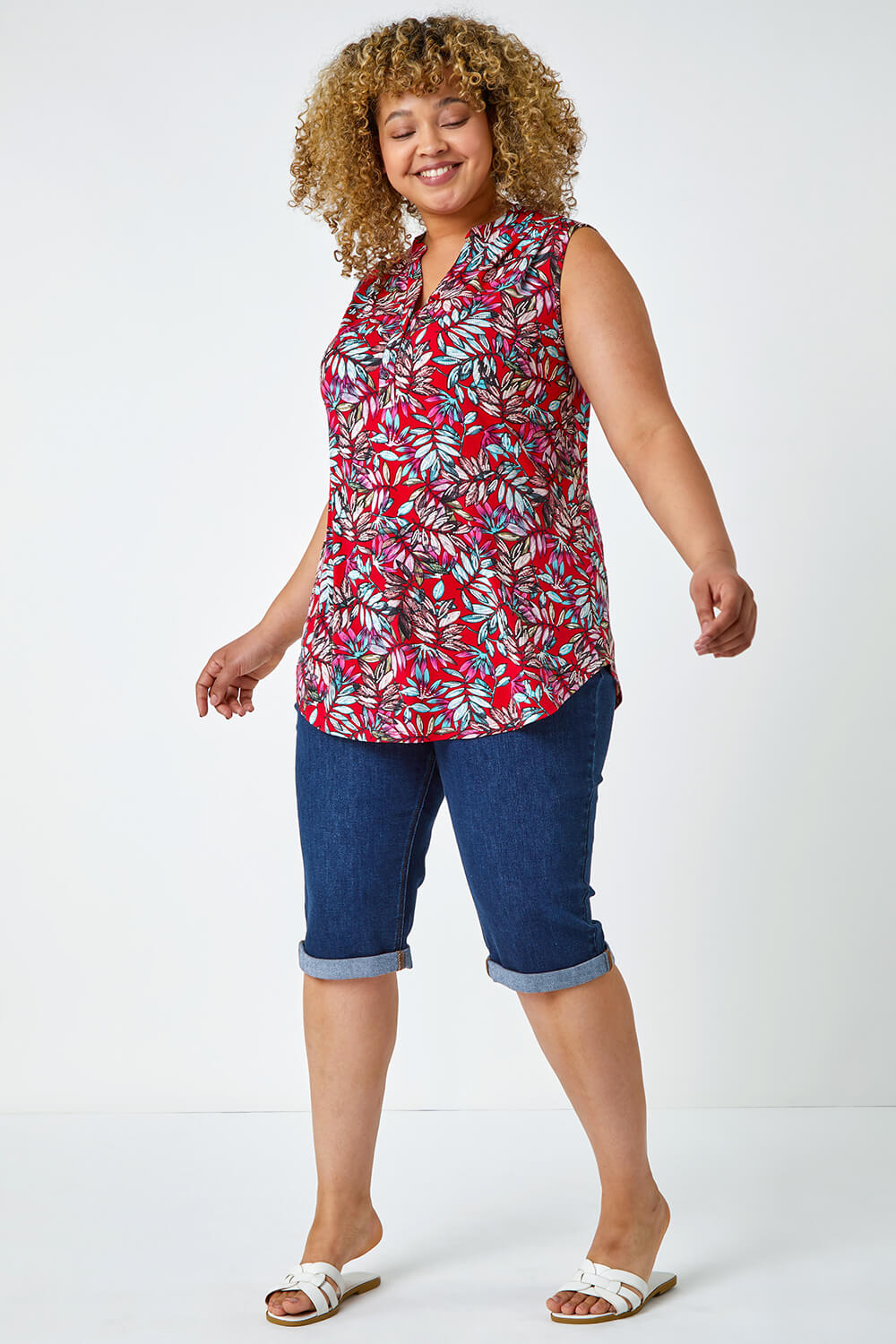 Red Curve Sleeveless Tropical Print Stretch Top, Image 3 of 5
