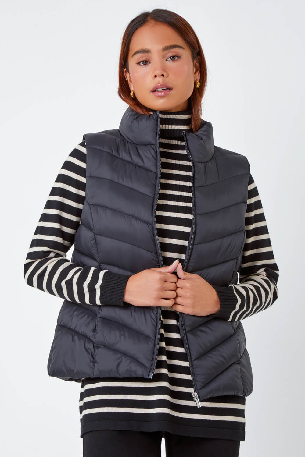 Black Petite Quilted Puffer Gilet, Image 2 of 4